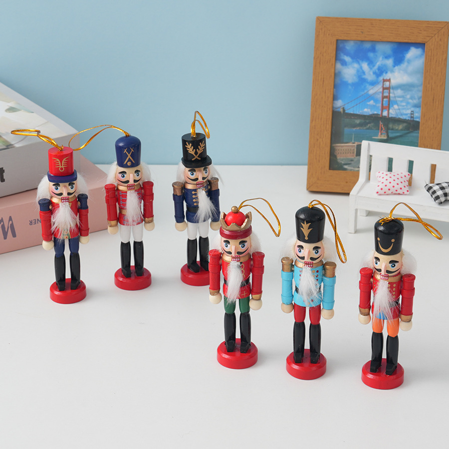 ชุด 6 ชิ้น ตุ๊กตาทหารไม้คริสต์ - Nutcracker Figurine บทวิจารณ์และราคา